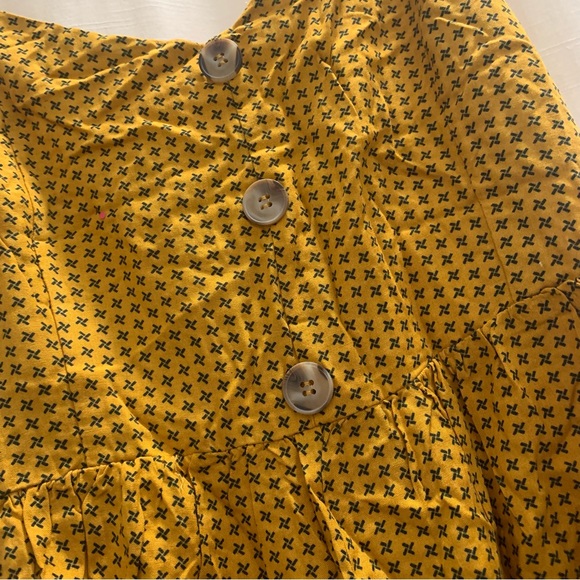 Mustard Yellow Printed Romper NWT - Picture 4 of 12